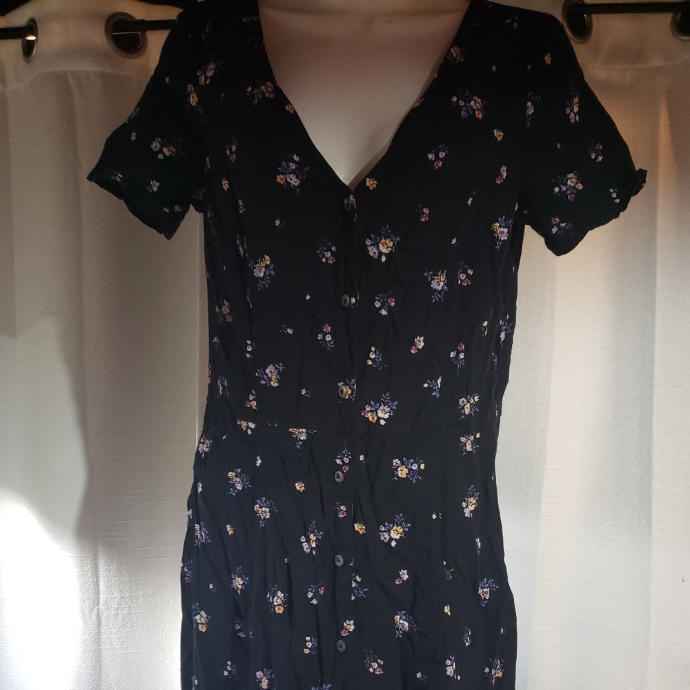 Button down short sleeve floral dress